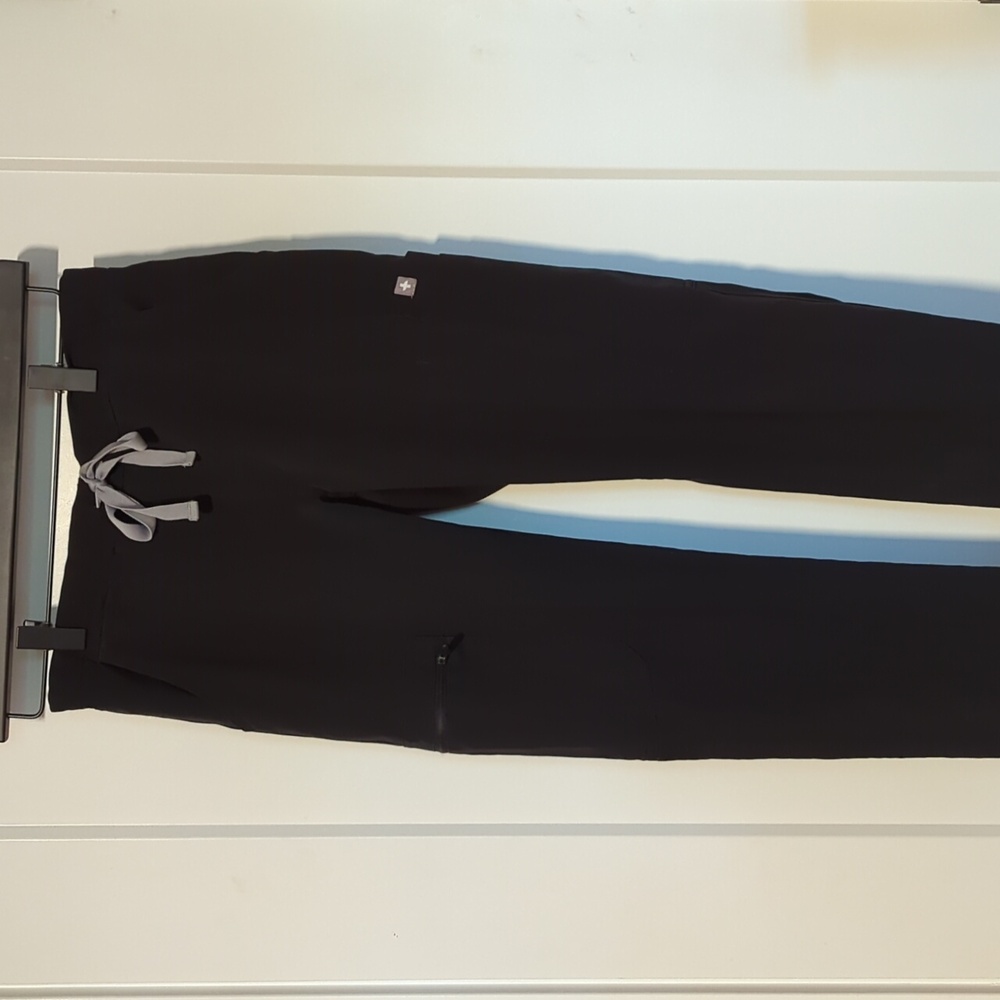 Figs Technical Collection Skinny Scrub Pant